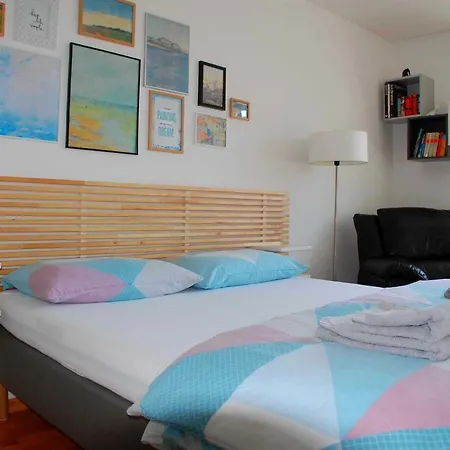 Peter & Free Parking Apartamento Liubliana